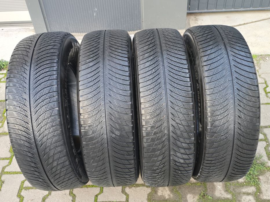 255 70 18 Michelin