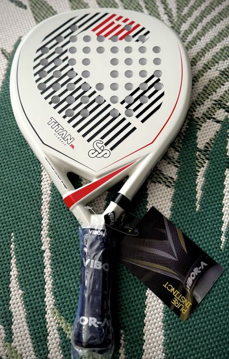 Ракета за падел - Vibor-A Titan с подарък бели топки