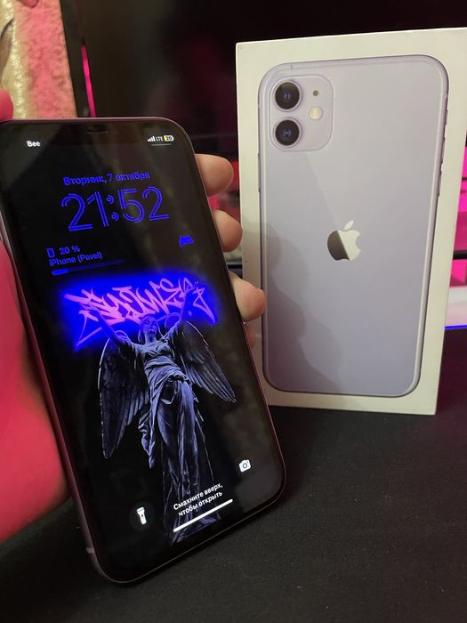 Продам Iphone 11