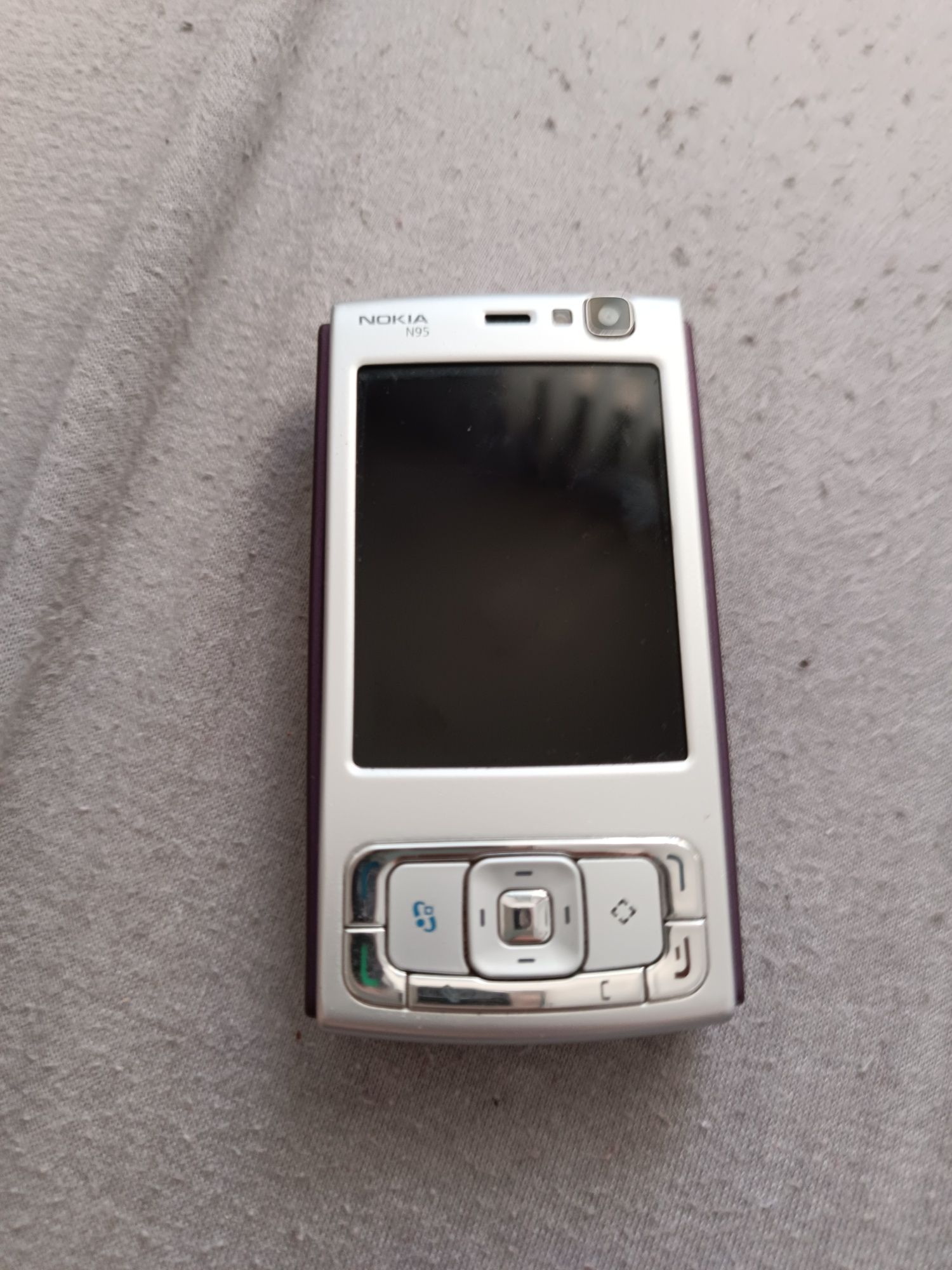 Телефон Nokia N95 нова цена 100лв