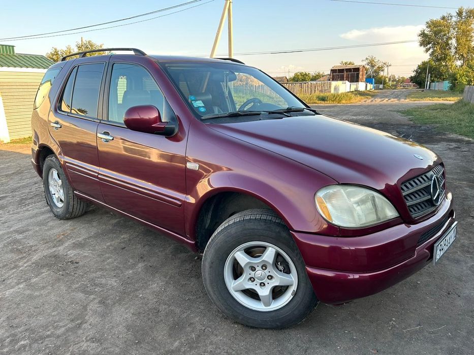 Мерседес Бенс ML-320