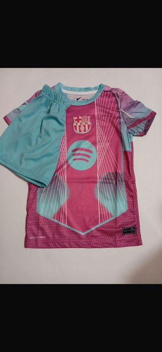 Se vând echipamente pentru copii