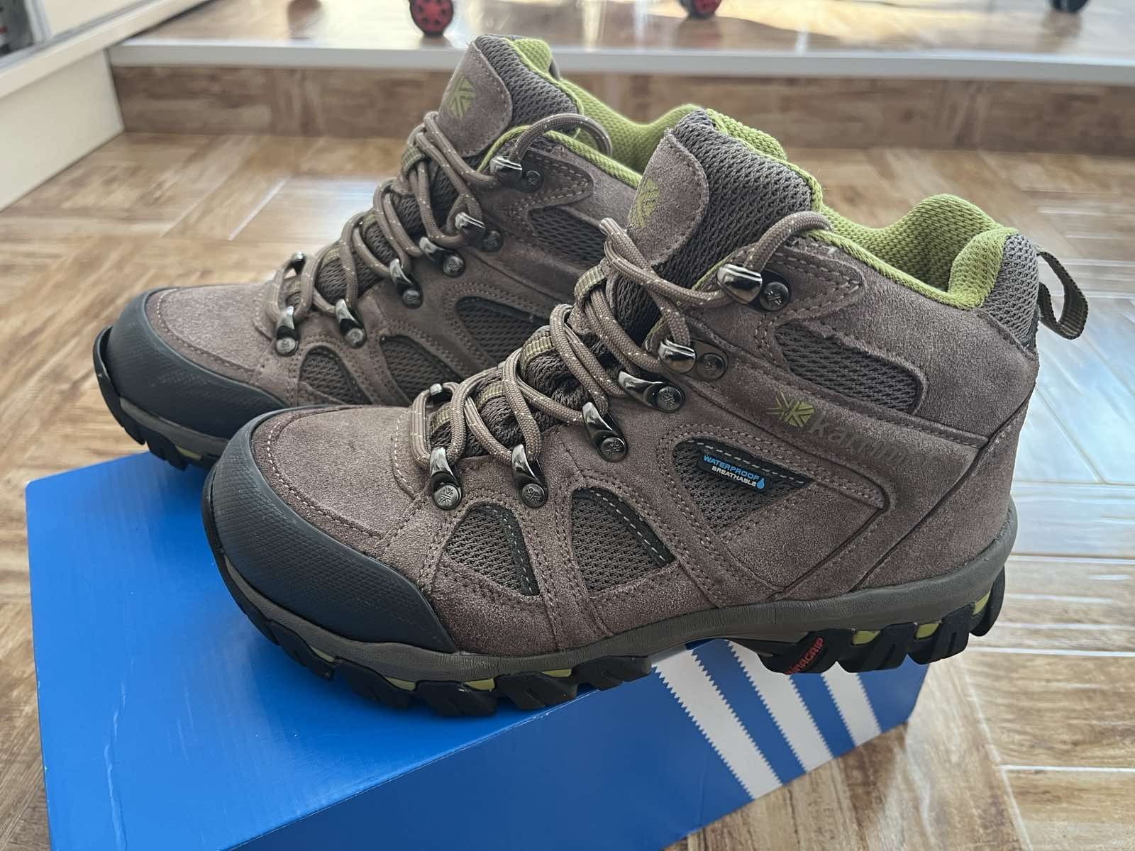 Туристически боти Karrimor