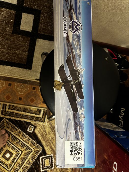 Продам лыжи на коляску