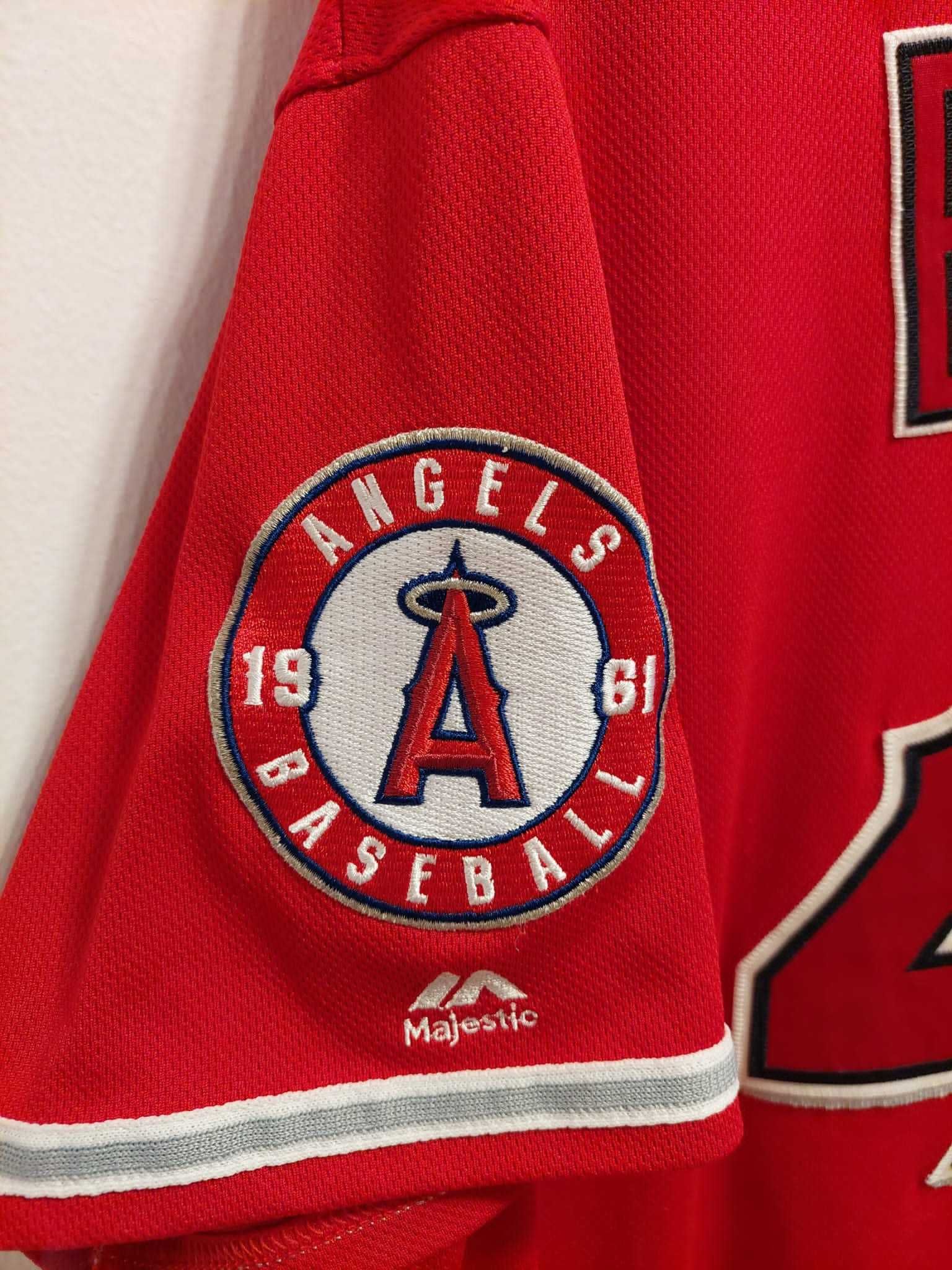 Pentru cunoscatori, tricou original purtat de jucator baseball Angels