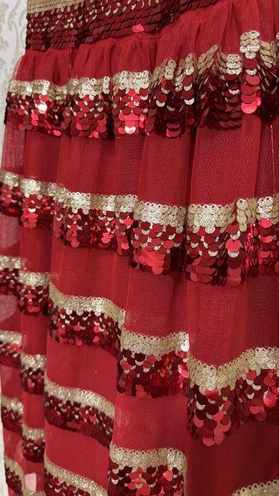 Нарядное платье для девочек.