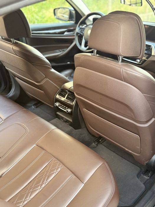 BMW 530 Plug-in Hybrid Luxury Line 2018 -Full Option Romania