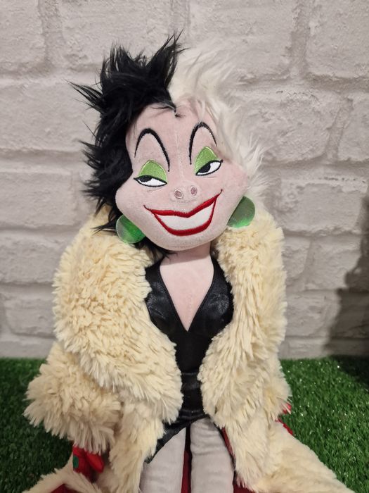 Кукла Disney, Круела от 101 Далматинци