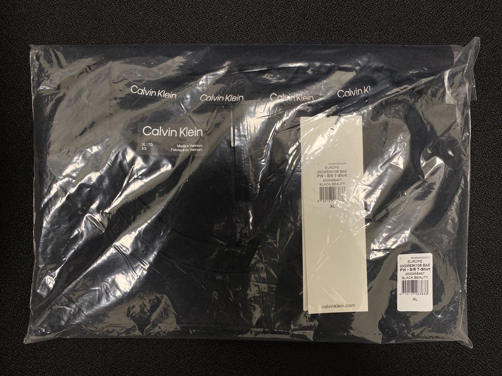 Оригинална мъжка тениска Calvin Klein 00GMS3K108_NERO