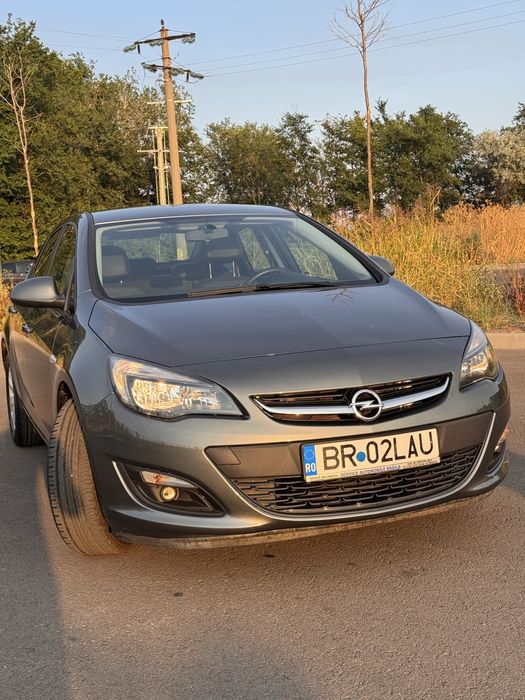 Vand Opel Astra J 2018