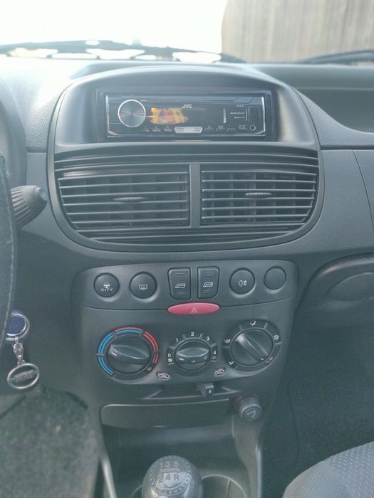 Vand sau dezmembrez fiat punto 1.2