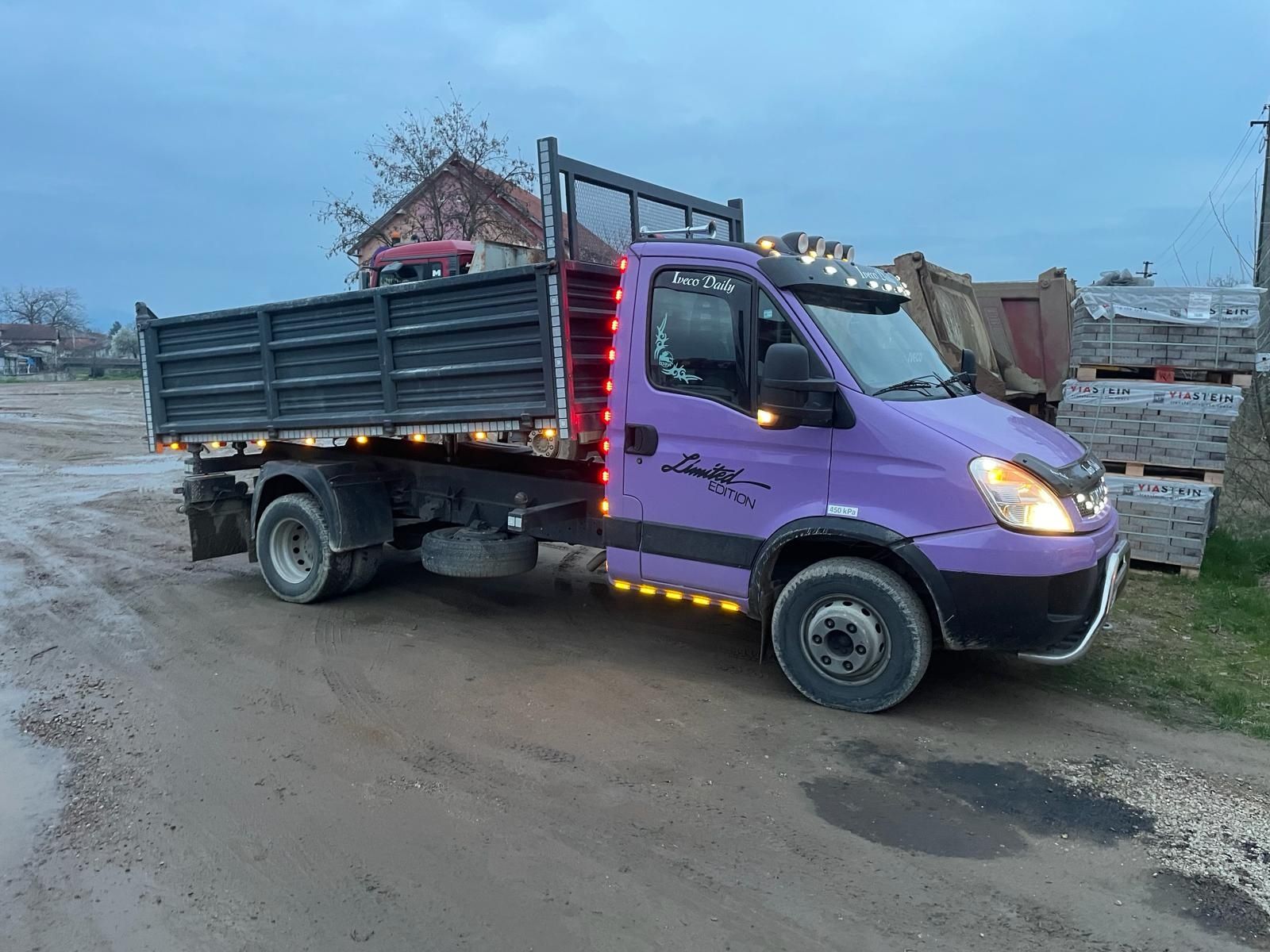 Iveco daily basculabil 70C18.Variante