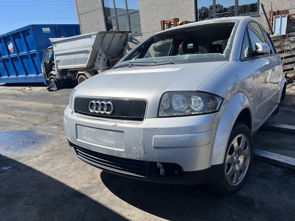 Fata completa/Dezmembrari Audi A2 1.4 BBY 80.000 km