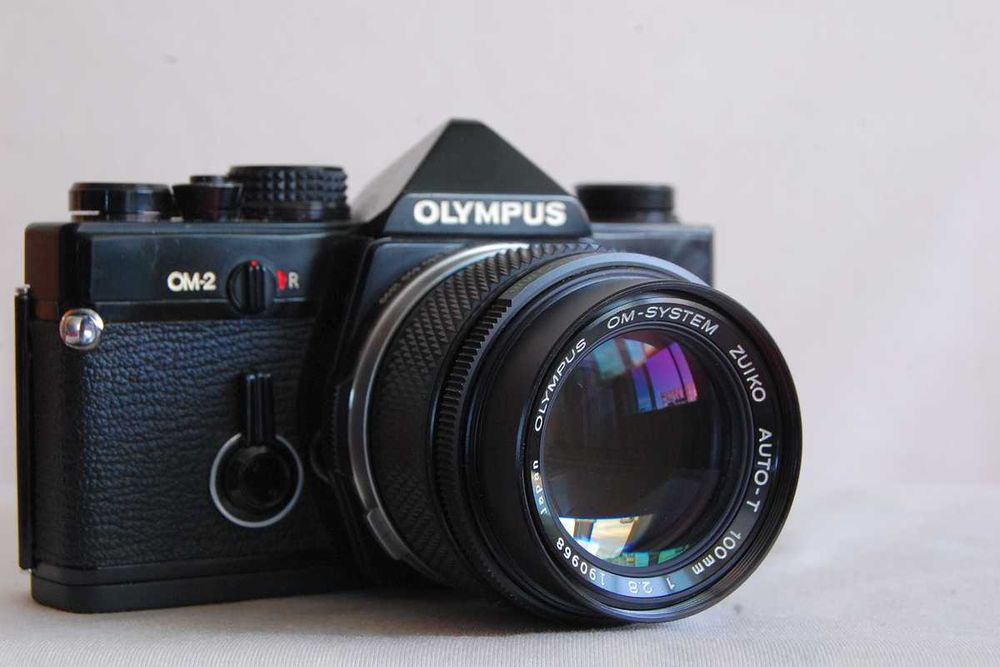 Aparat foto cu film olympus om-2 + obiectiv zuiko auto-t 2.8 100