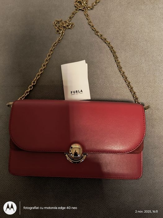 Geantă Furla crossbody de piele Sfera