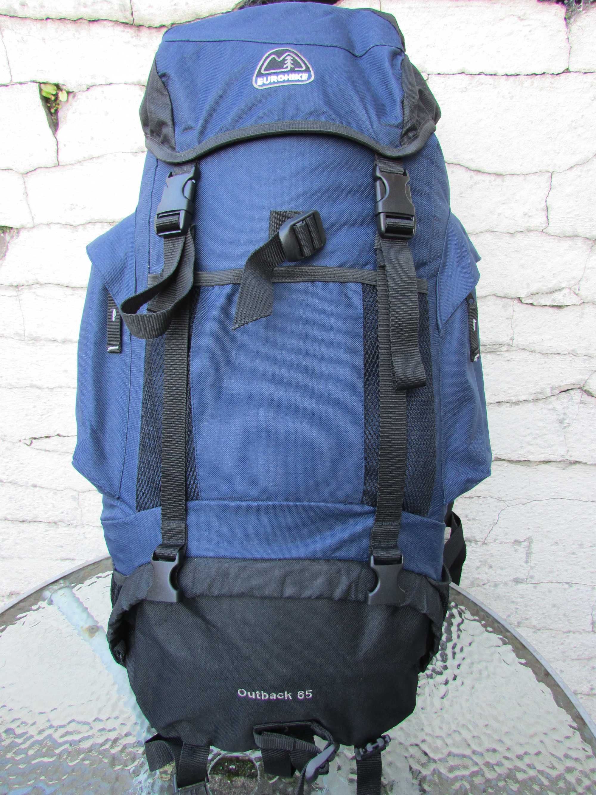 Туристическа раница Eurohike Outback 65L