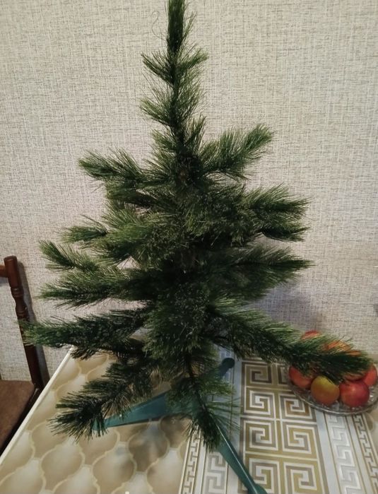 Продаётся пушистая ёлочка