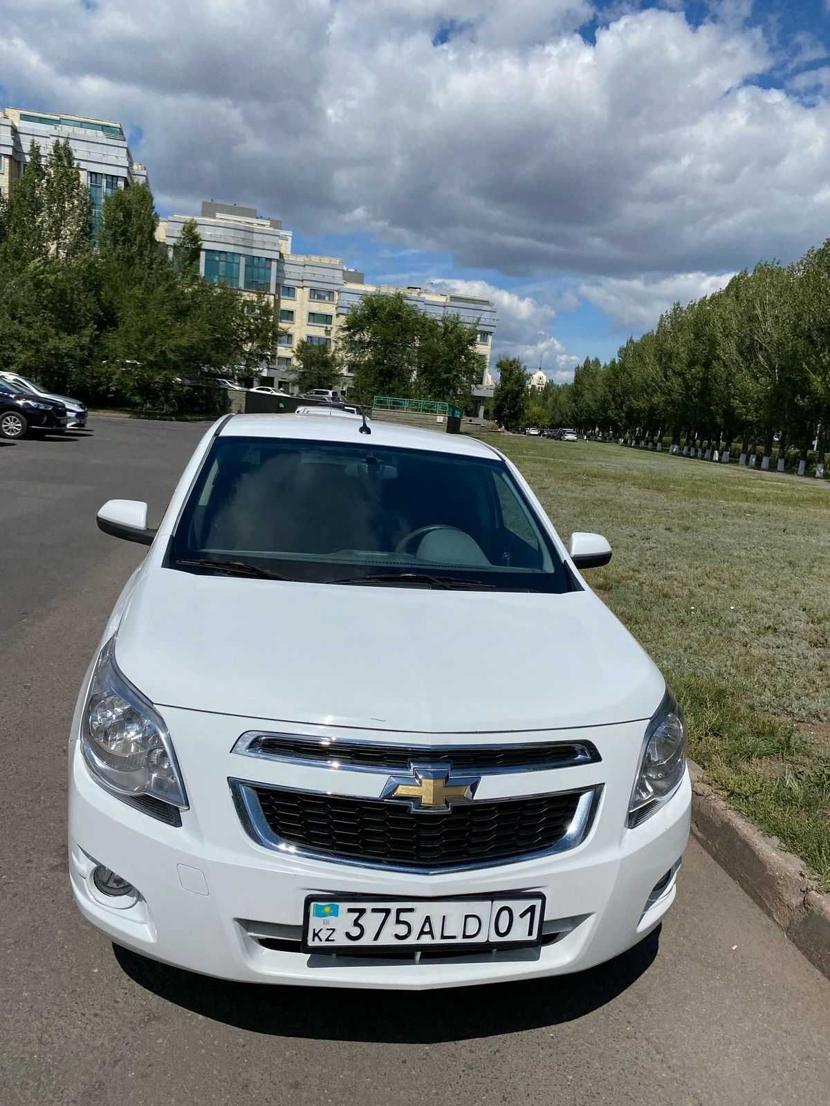 Cobalt Monza от 12к көліктері жалға беріледі (такси үшін)