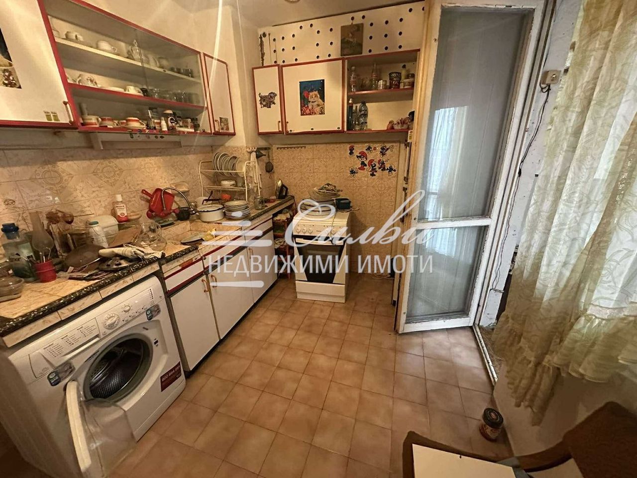 Продава се Тристаен апартамент в Търговище, Запад 2 - 84 кв.м за 850 €/кв.м - Снимка #5