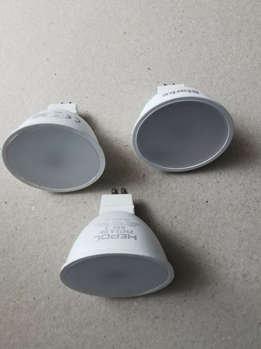 Spoturi Led GX5.3 și GU5.3 folosite