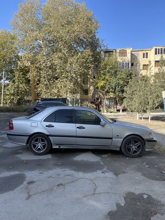 СрочноMercedes benz w202 c180