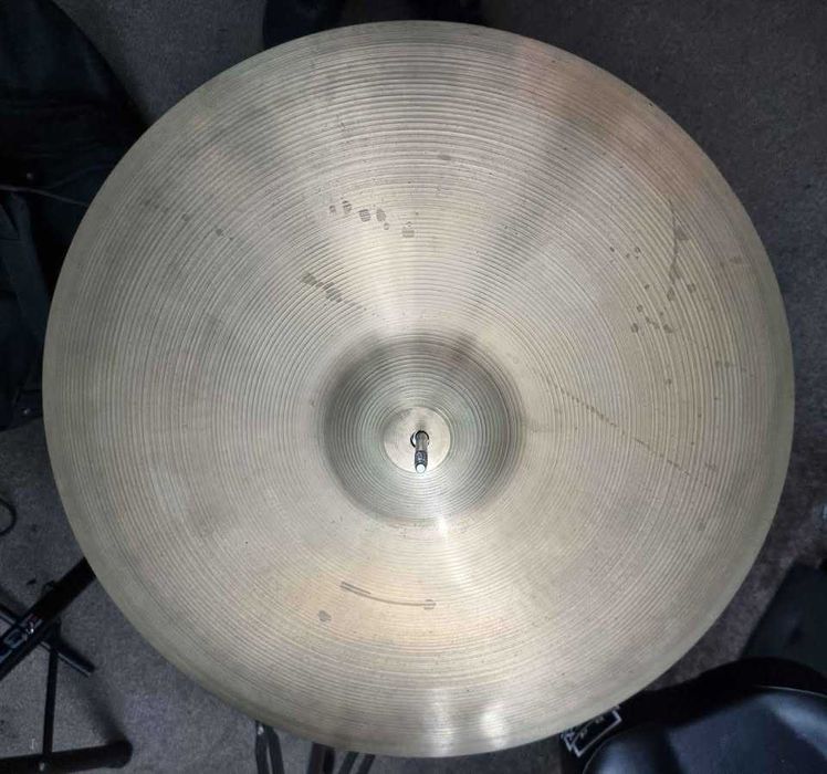 Cinel Cymbal Zildjian RIDE 22 Vintage anii 1960 / folosit - ca nou