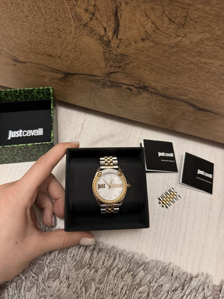 Оригинален часовник Just Cavalli