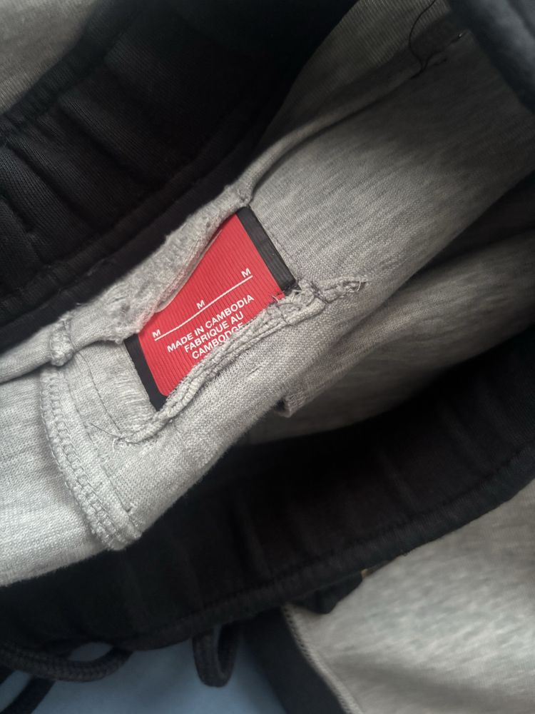Nike tech fleece