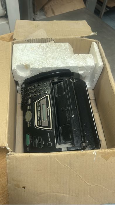 Продам Факс Panasonic KX-FT982CA