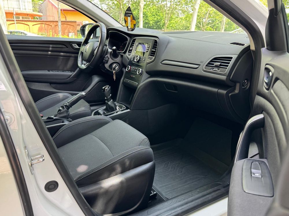 Renault Megane 2021 facelift/stare buna.