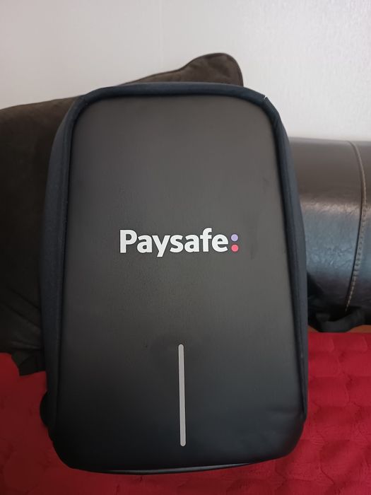 Paysafe   раница
