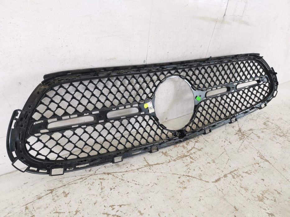 Радиаторна решетка Мерцедес-Бенц ГЛЦ / Mercedes-Benz GLC [ - ] Оригина