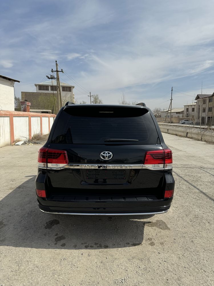 Land Cruiser 200
