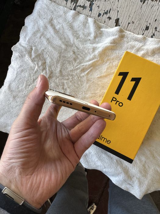 realmi 11 pro 5G pamit 12.256g holati ideal karopka dak bor