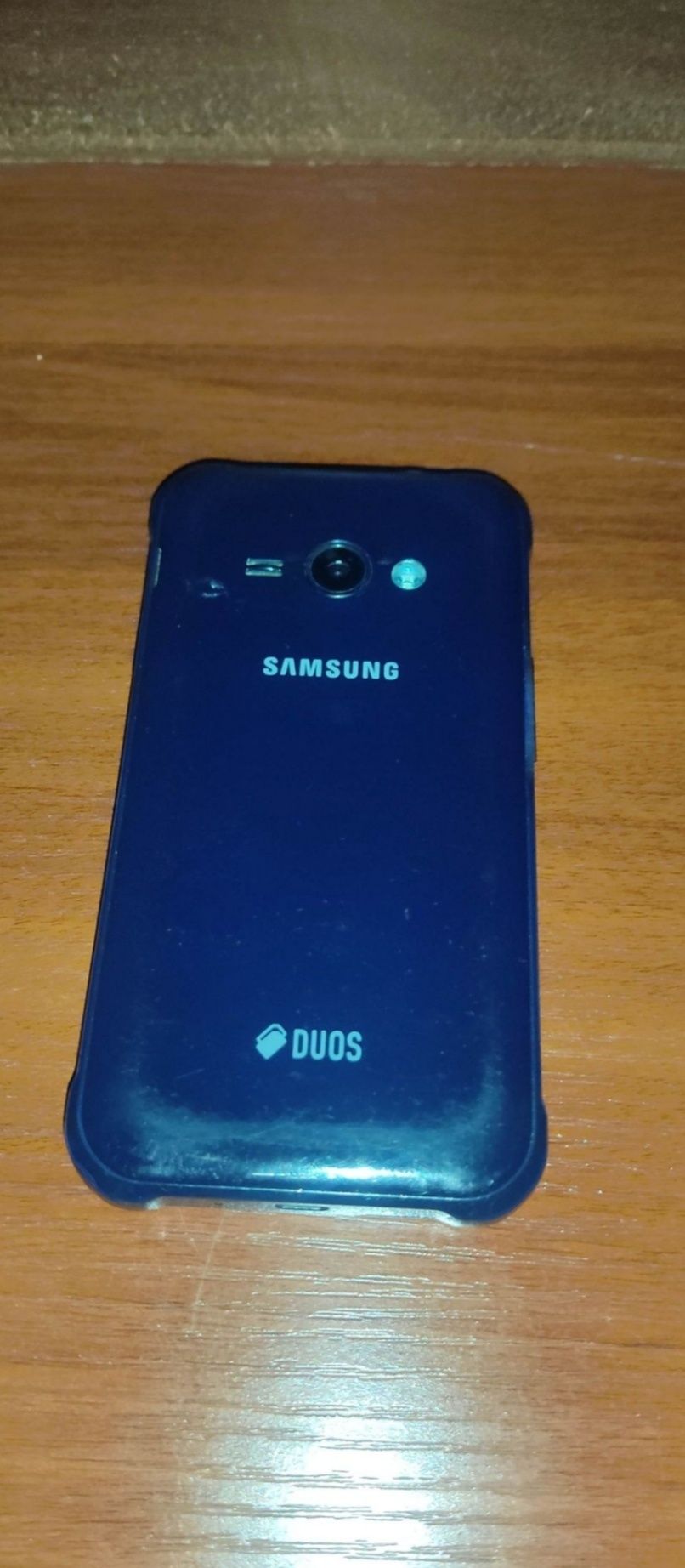 Samsung Galaxy J1 ace sotiladi