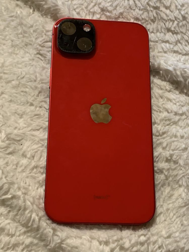 iPhone 14 Plus заключен