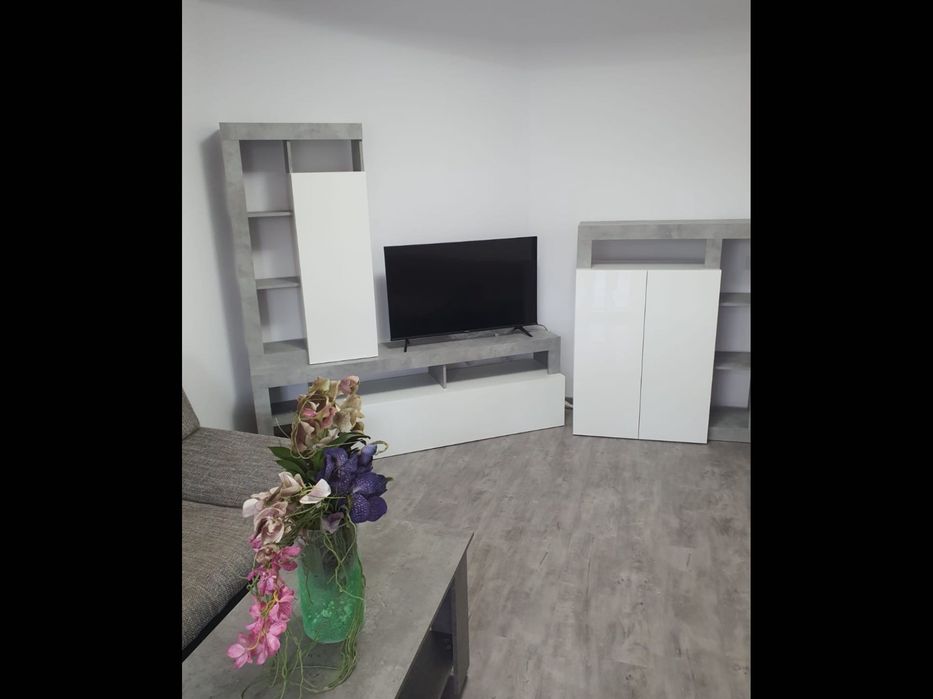 Duplex în vilă piața Victoriei 2+3+terasa intrări separate