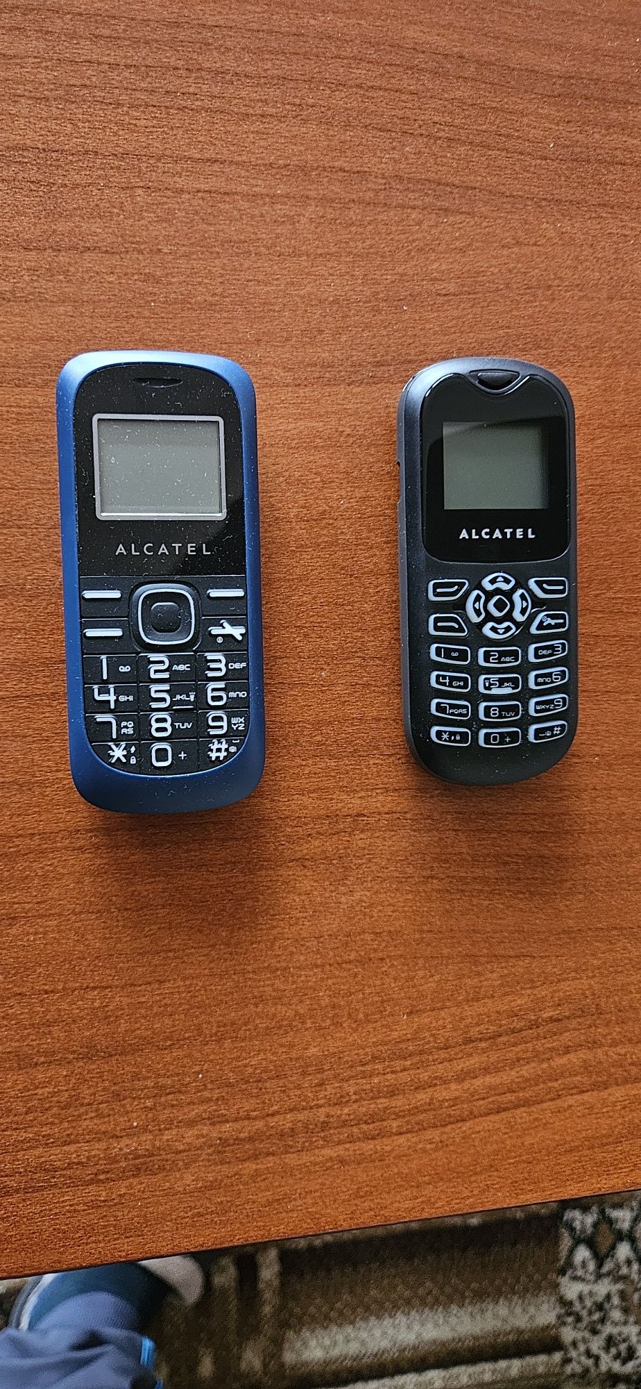 Телефон GSM Alcatel Алкател