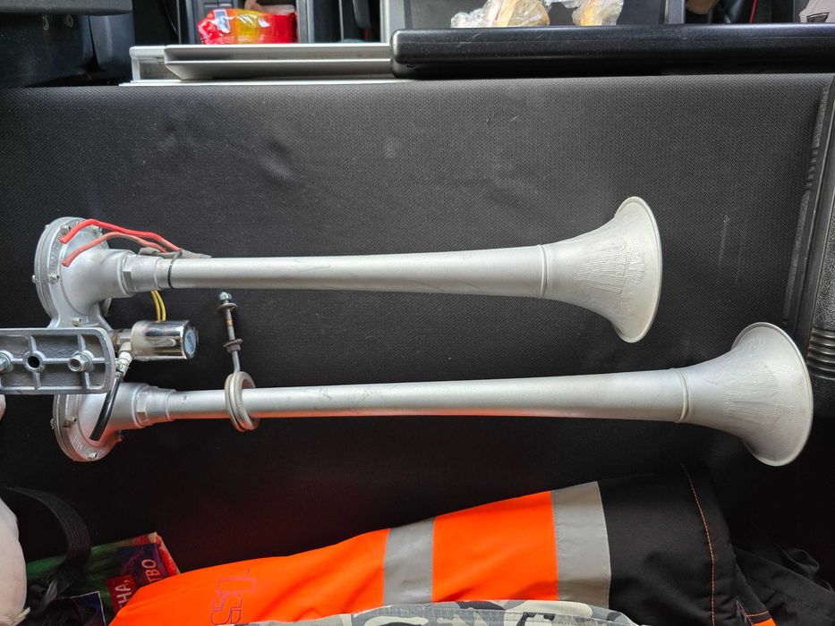 Тромби за камион 12/24V