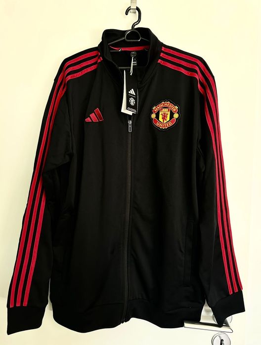 Adidas суичър на Manchester United