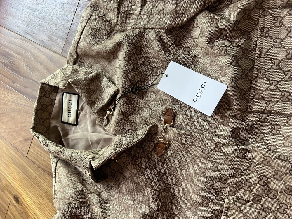 Сет Gucci.