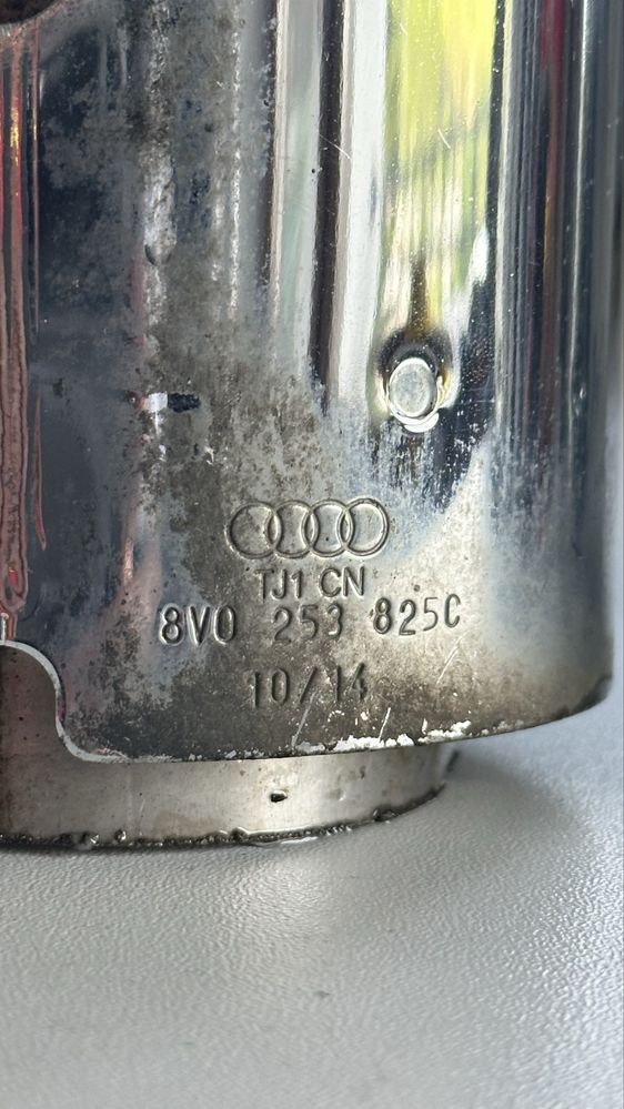 Накрайници за ауспуси на Audi S3 хром