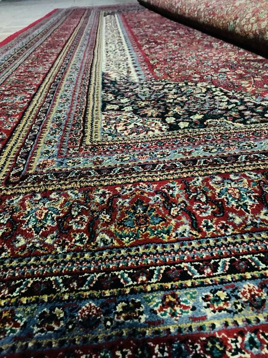 Turkiyani Gilami Holati Zor Kelib Bemalol korib olorasila 4/5 gilam