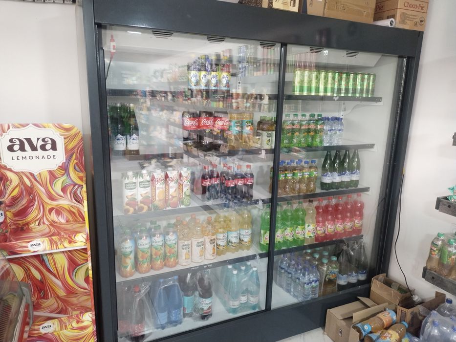 Vitrinniy haladilnik/ витринный холодильник