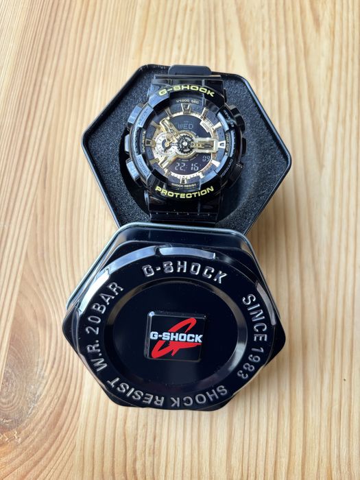 Ceas G-Shock Sport barbatesc Negru lucios-Auriu Nou