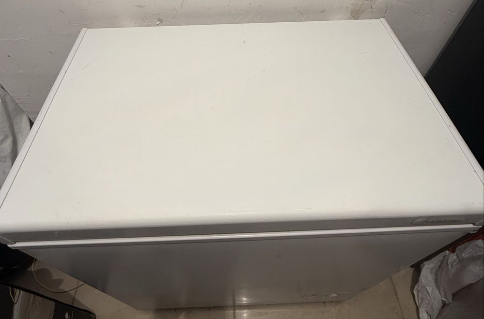 Морозильник продается