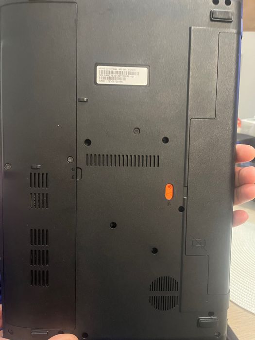 Лаптоп-Acer Aspire V3-571G