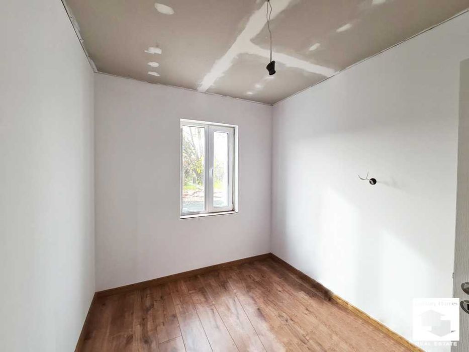 Продава се Къща в с. Дъскот, Област Велико Търново - 105 кв.м за 1048 €/кв.м - Снимка #12