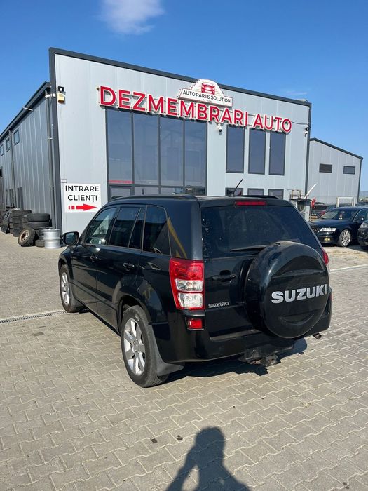 Dezmembram Suzuki Grand Vitara 1.9 diesel din 2010