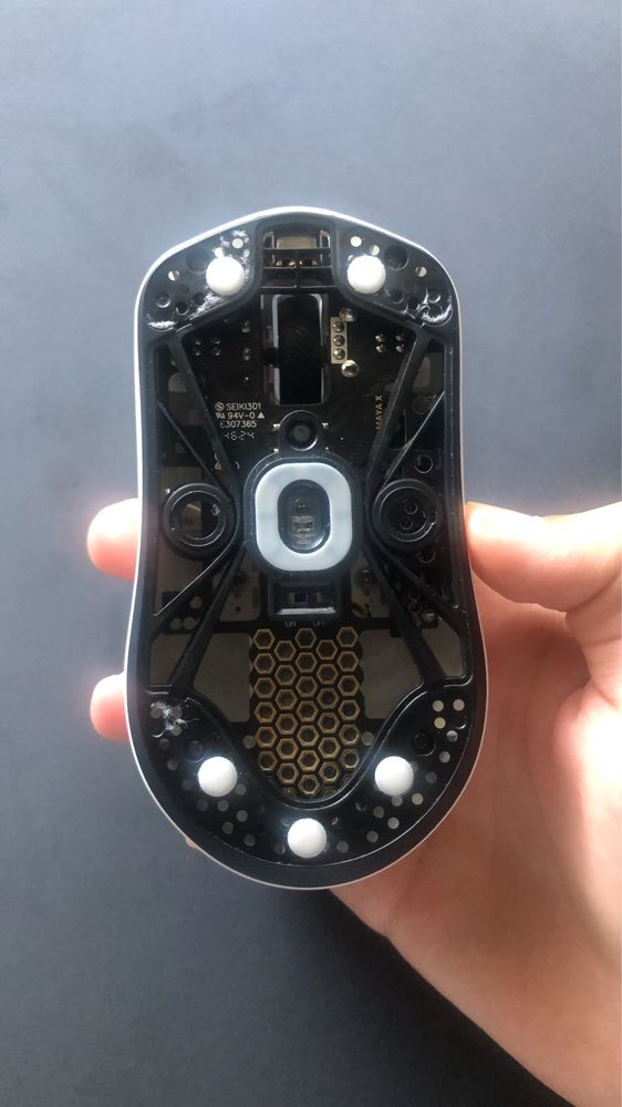 Lamzu maya x 8k безжична геймърска мишка